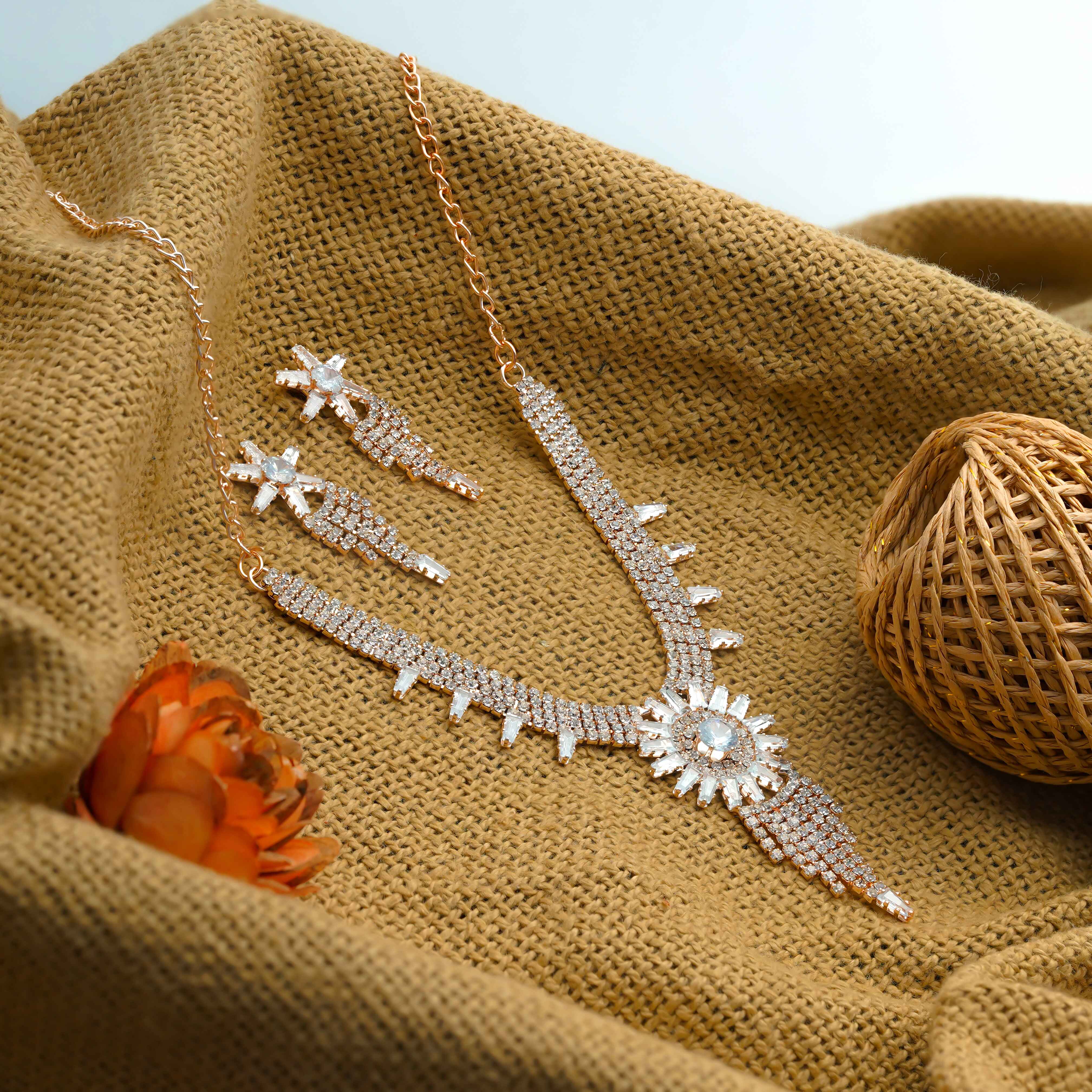 Sparkling Elegance: Dazzle in Our Exquisite Necklace Sets